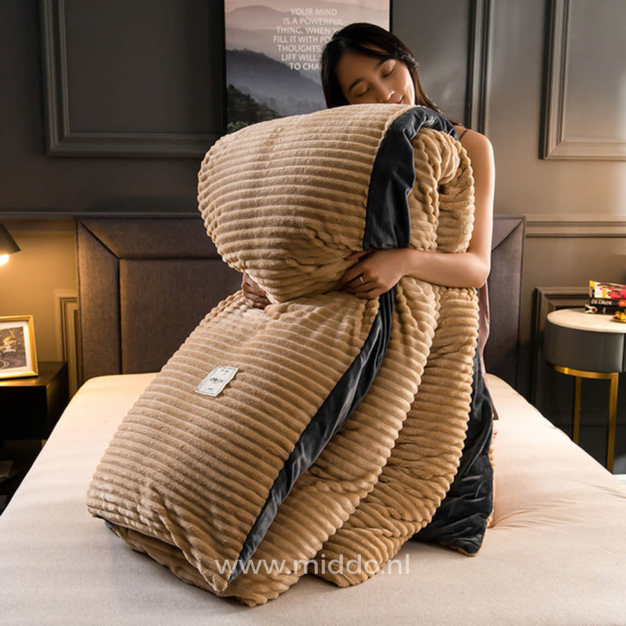 Velvet Fleece Duvet Cover | Wrap Yourself in Ultimate Comfort and Warmth for Cold Winter Nights