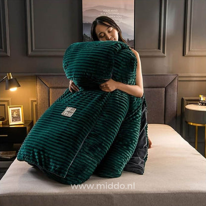 Velvet Fleece Duvet Cover | Wrap Yourself in Ultimate Comfort and Warmth for Cold Winter Nights