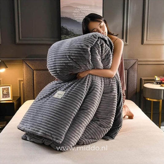 Velvet Fleece Duvet Cover | Wrap Yourself in Ultimate Comfort and Warmth for Cold Winter Nights